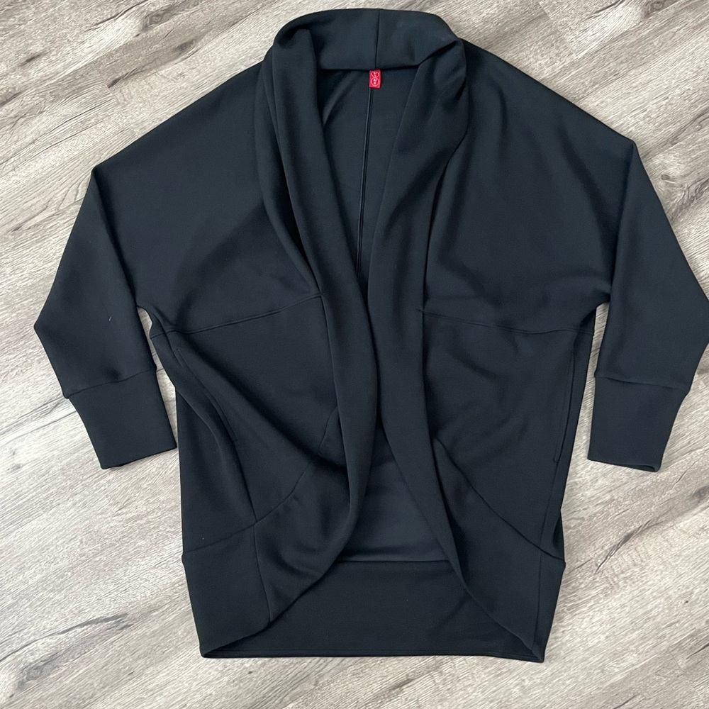 SPANX AirEssentials®
Cocoon Cardigan black medium/large m/l